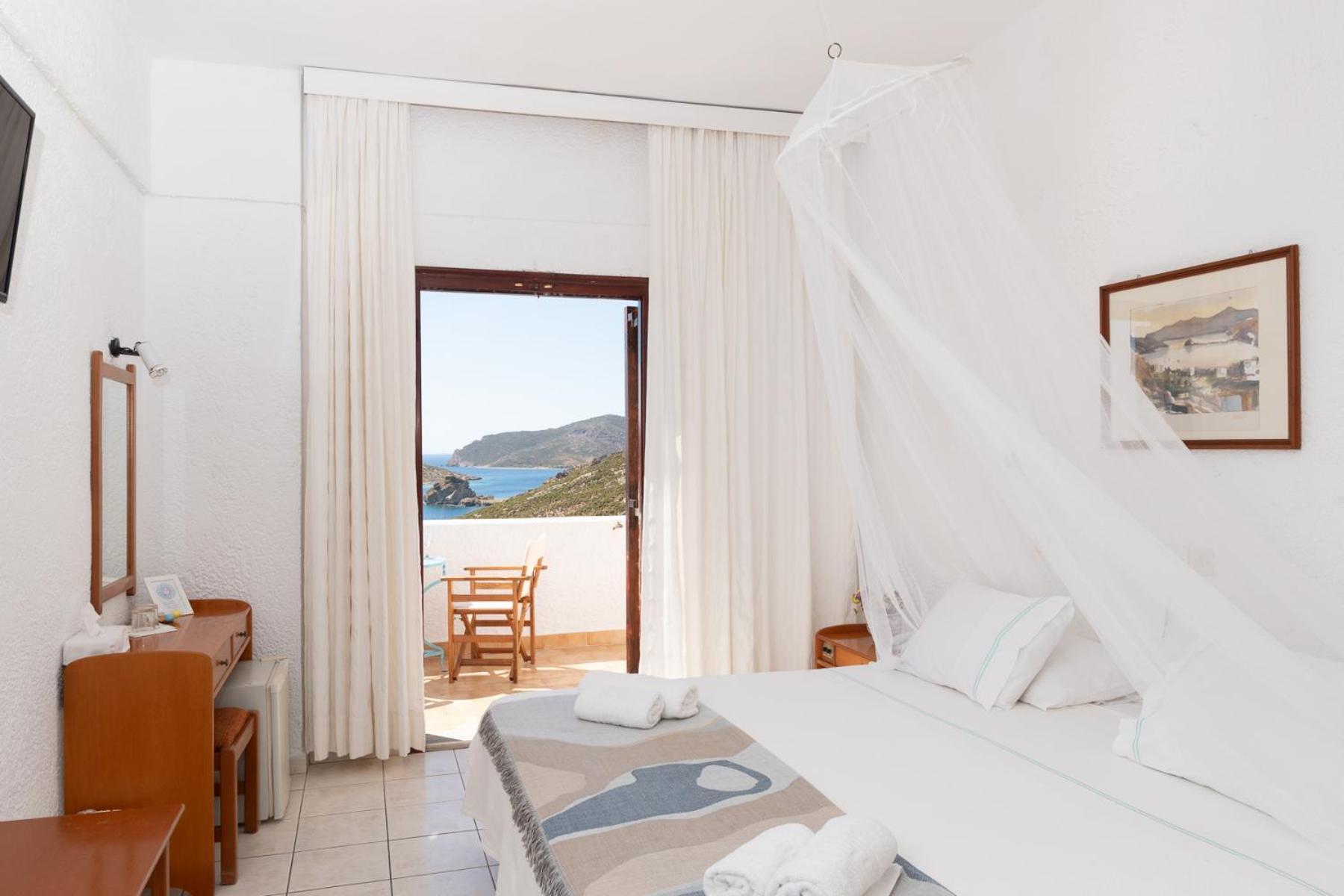 Golden Sun Hotel Patmos Extérieur photo