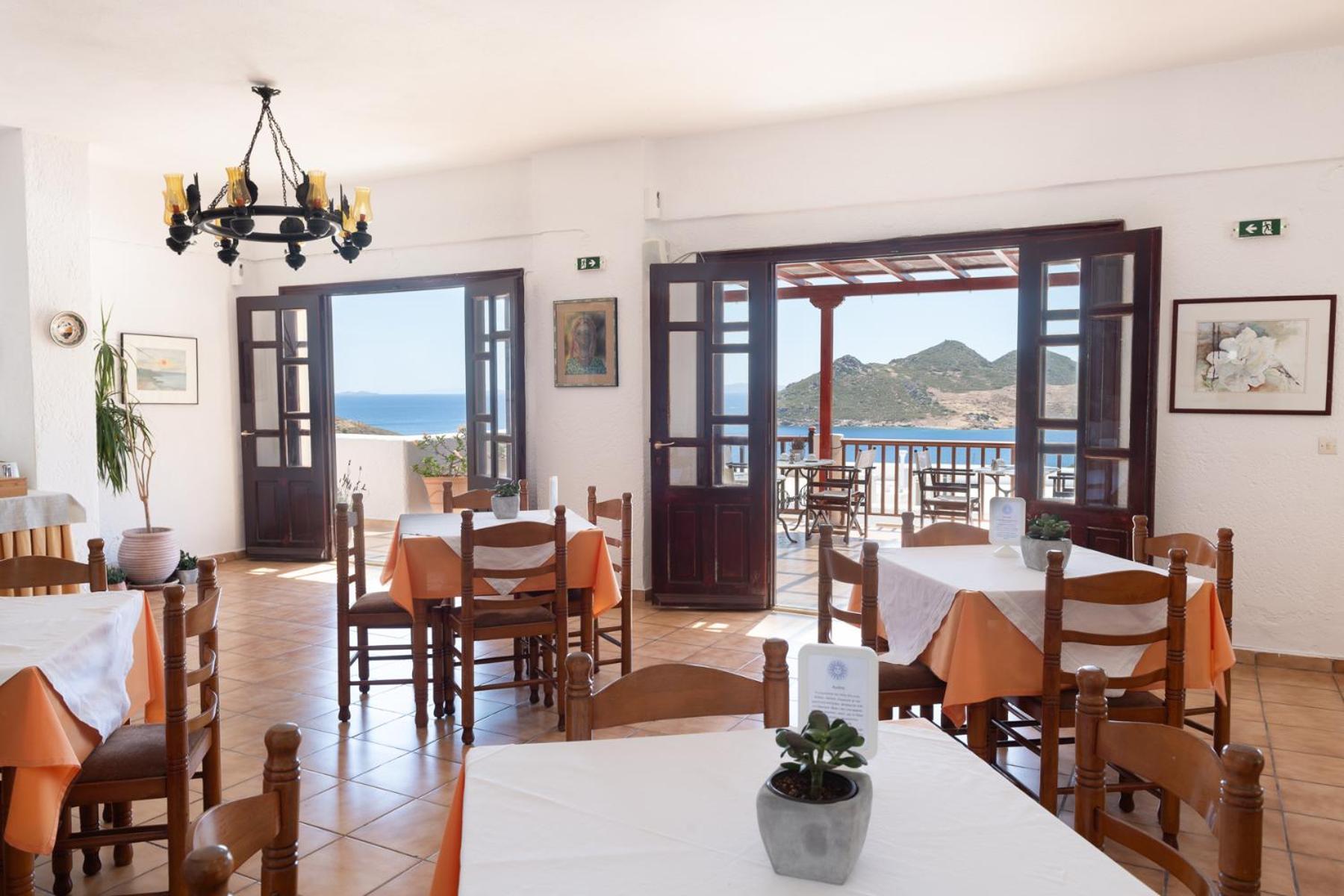 Golden Sun Hotel Patmos Extérieur photo