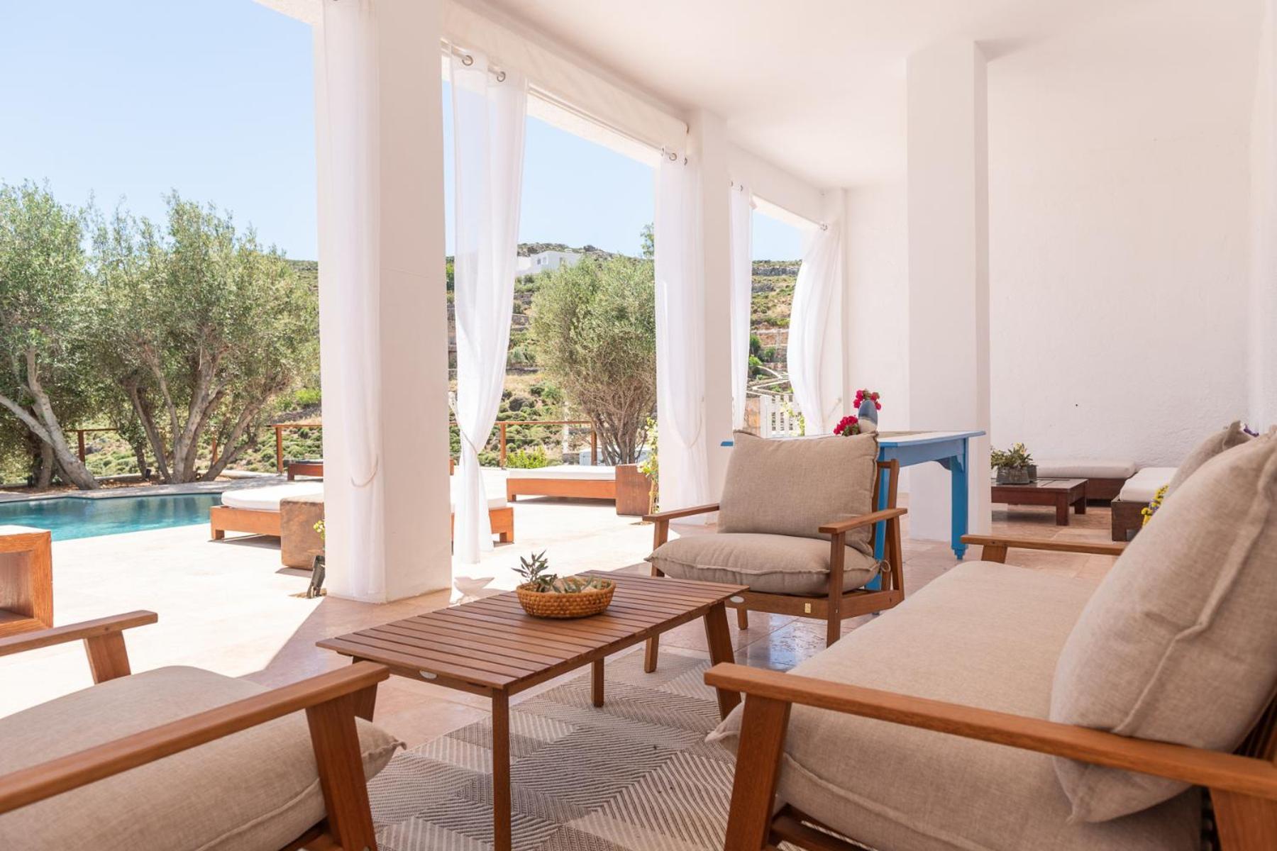 Golden Sun Hotel Patmos Extérieur photo